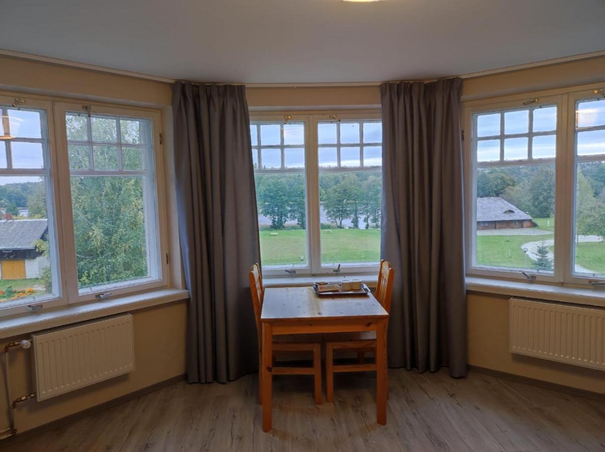 Rabbit Hotel Raiskums Dış mekan fotoğraf