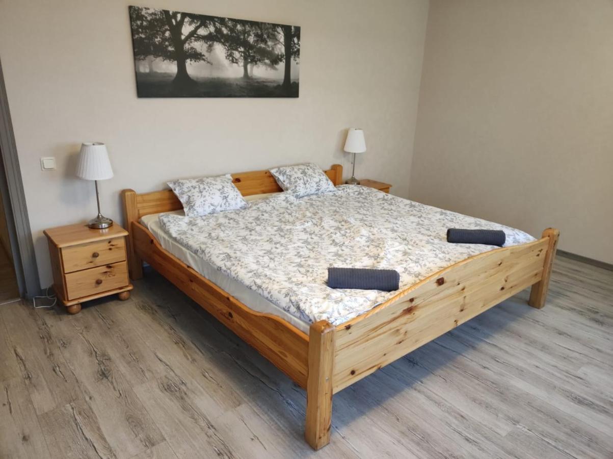 Rabbit Hotel Raiskums Dış mekan fotoğraf