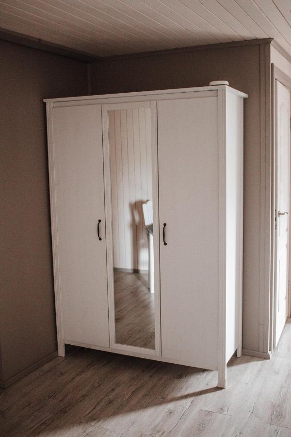 Rabbit Hotel Raiskums Dış mekan fotoğraf