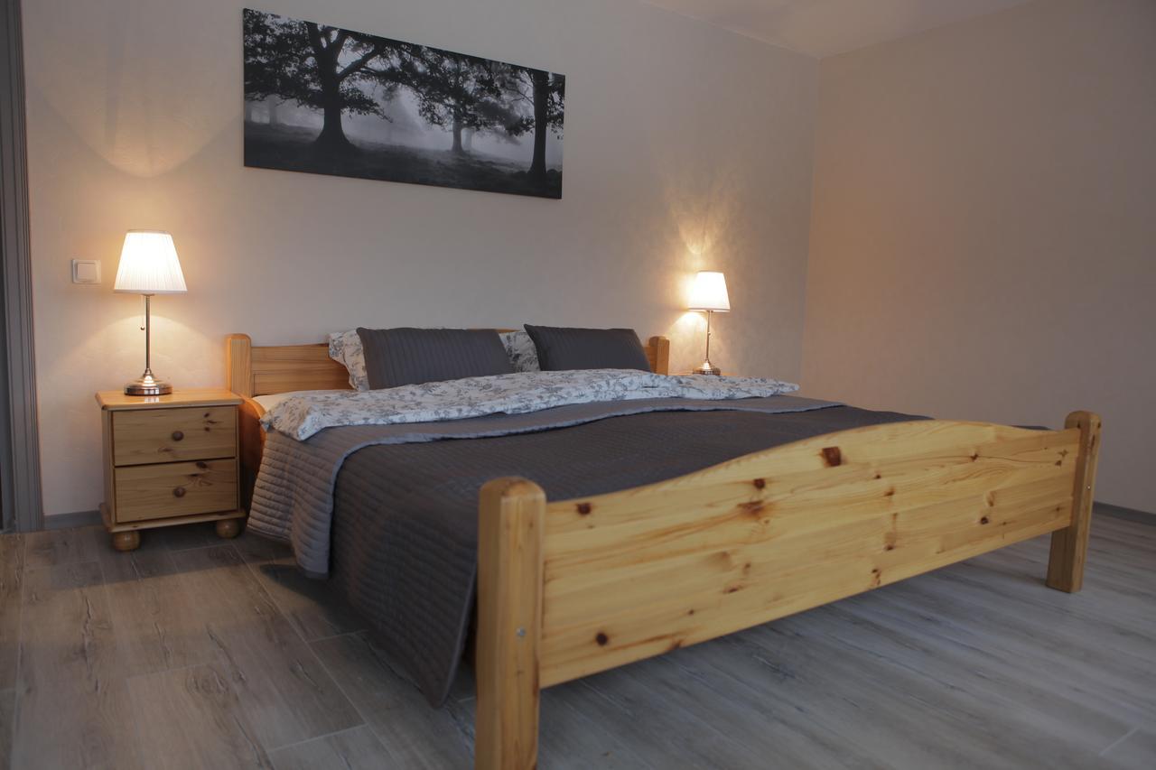 Rabbit Hotel Raiskums Dış mekan fotoğraf